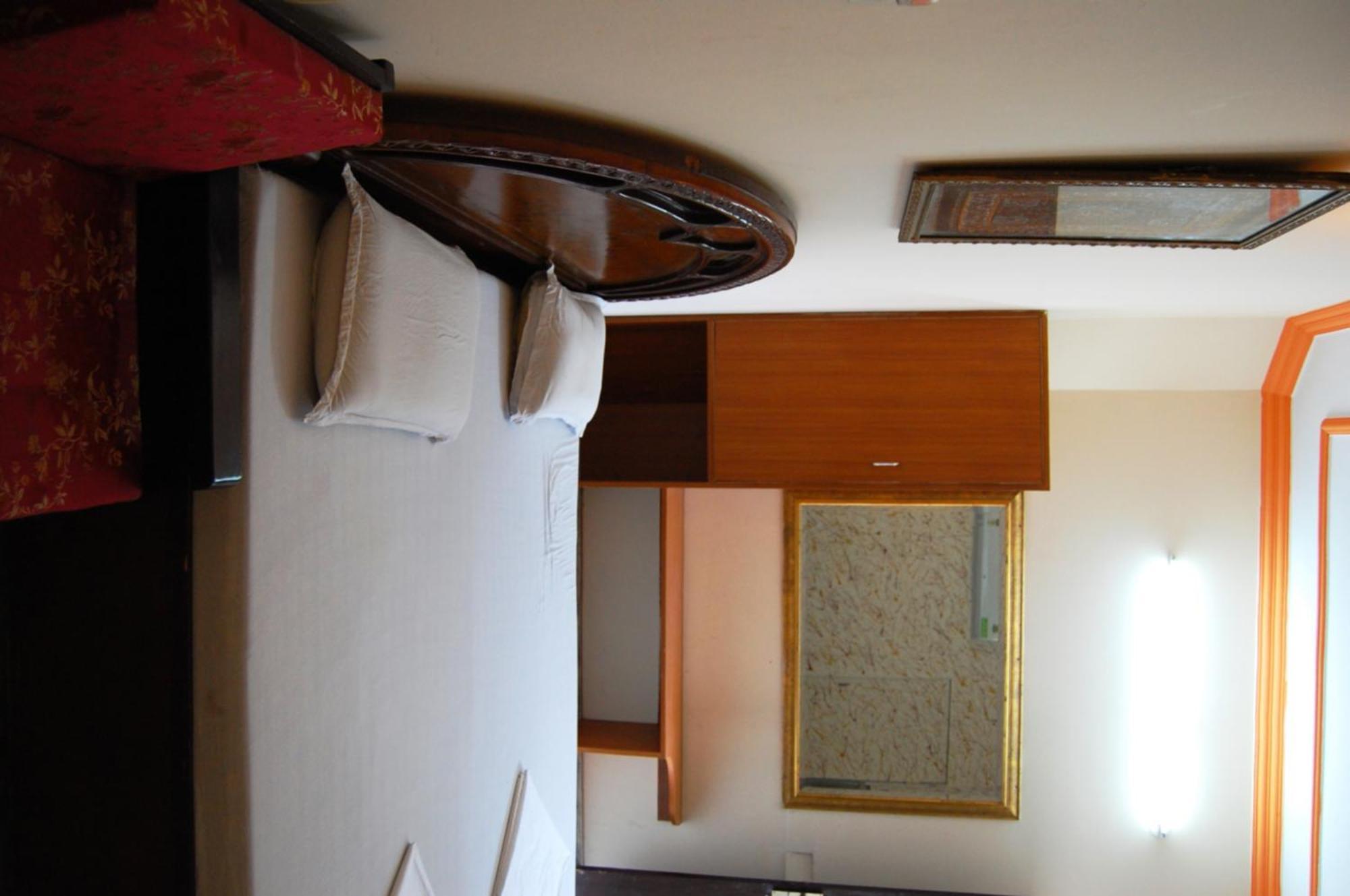 Sai Home Stay Bed & Breakfast- Near Tajmahal Agra  Extérieur photo